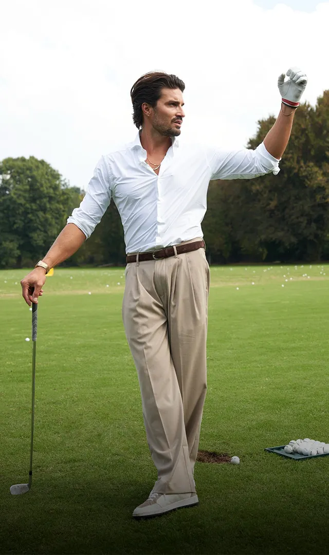 Gracz golfa w koszuli Xacus